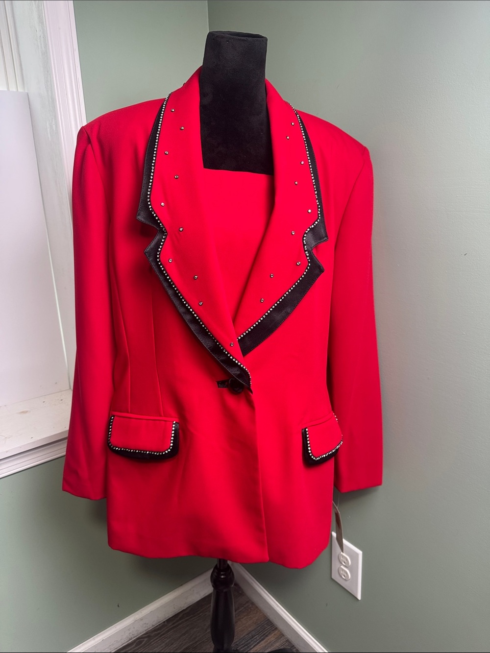 Tomorrow New York Red Stud-Trim Single-Button Blazer 18